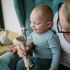 BABYONO Hračka pískacia s hryzadlom húska Zoe, 3m+